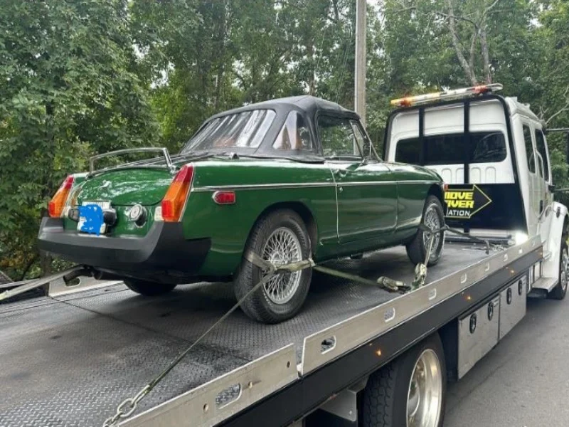 Waleska flatbed towing